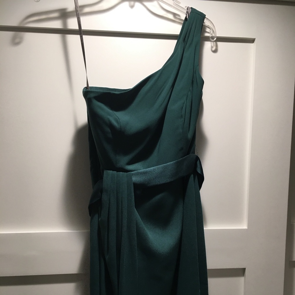 White By VERA WANG Short One Shoulder Belted Gown